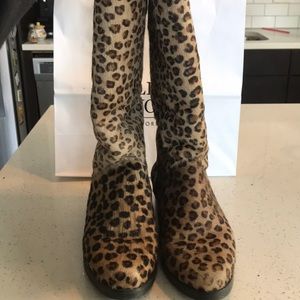 Size 9 leopard-print Pajar boots